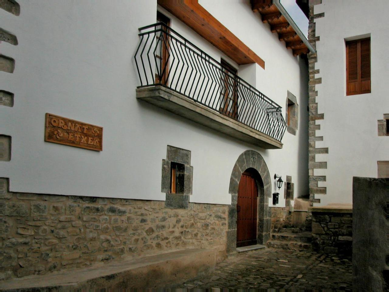 Casa Rural Ornat Etxea Vidangoz Exteriér fotografie