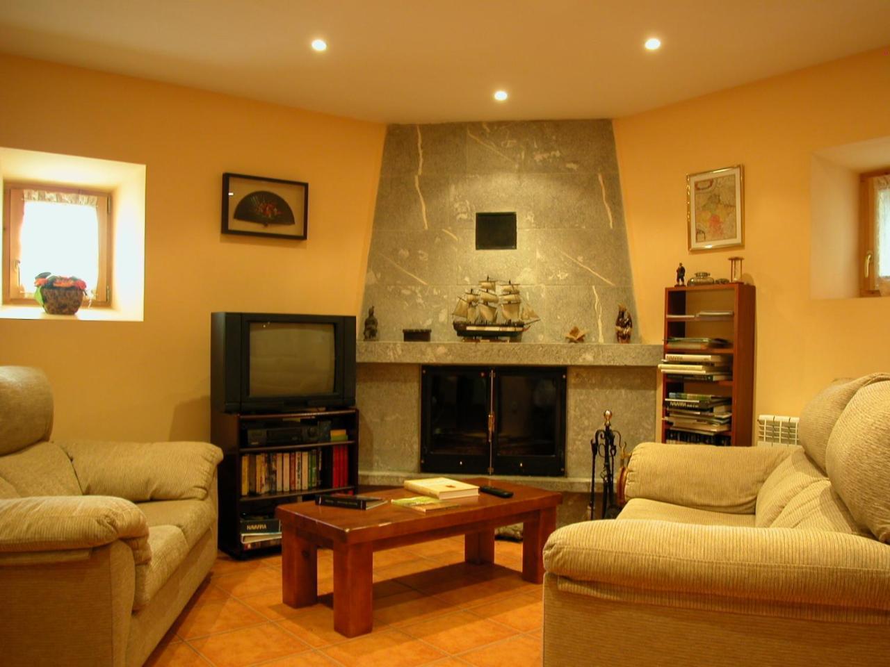 Casa Rural Ornat Etxea Vidangoz Exteriér fotografie